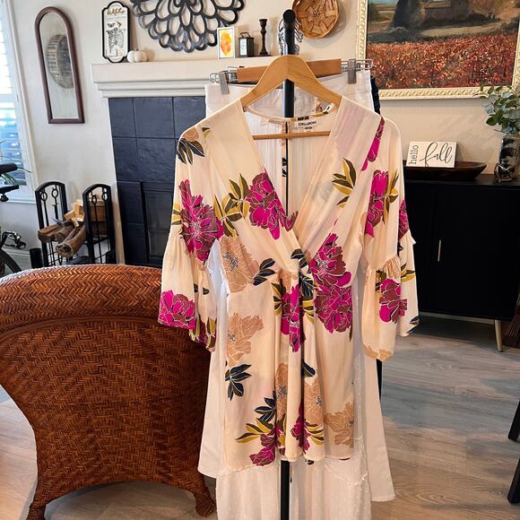 Billabong Dress Womens Size Small Divine Floral Faux Wrap Mini Colorful - Picture 16 of 16